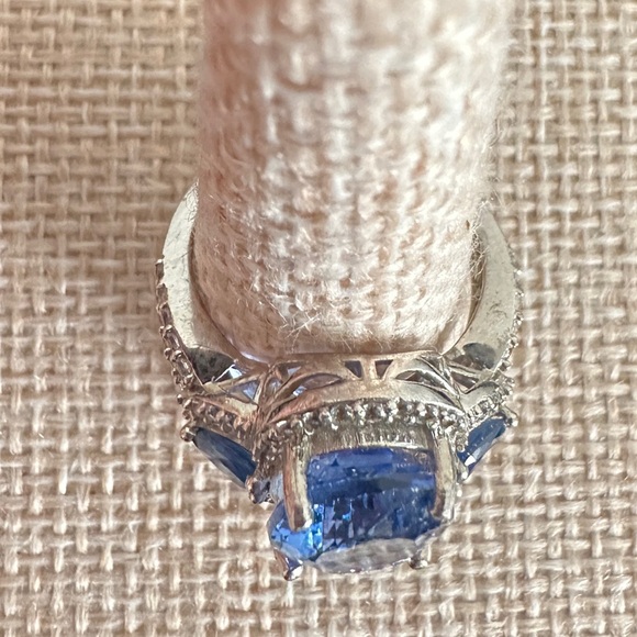 Color Change Florite Ring 6.79ct by Colleen Lopez - Picture 10 of 15